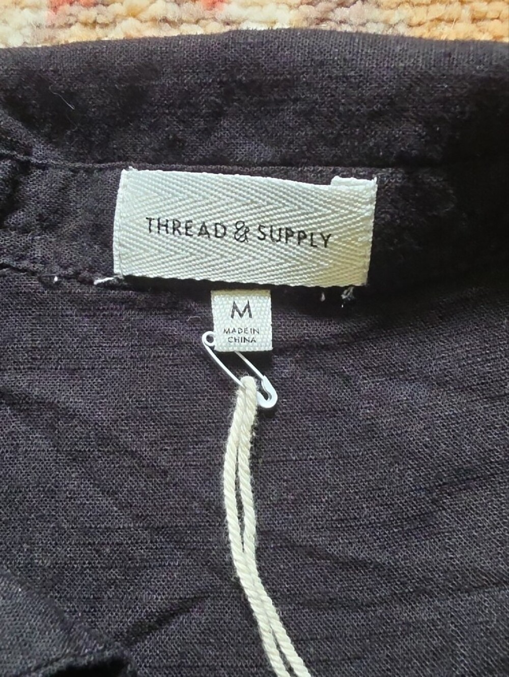 Thread & Supply Black Short-Sleeve Button-Down Shirt Linen - Picture 2 of 2